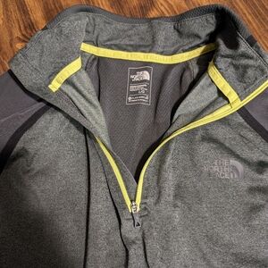 The North Face Kilowatt 1/4 Zip Mens L Pullover Running Shirt Jacket Hiking